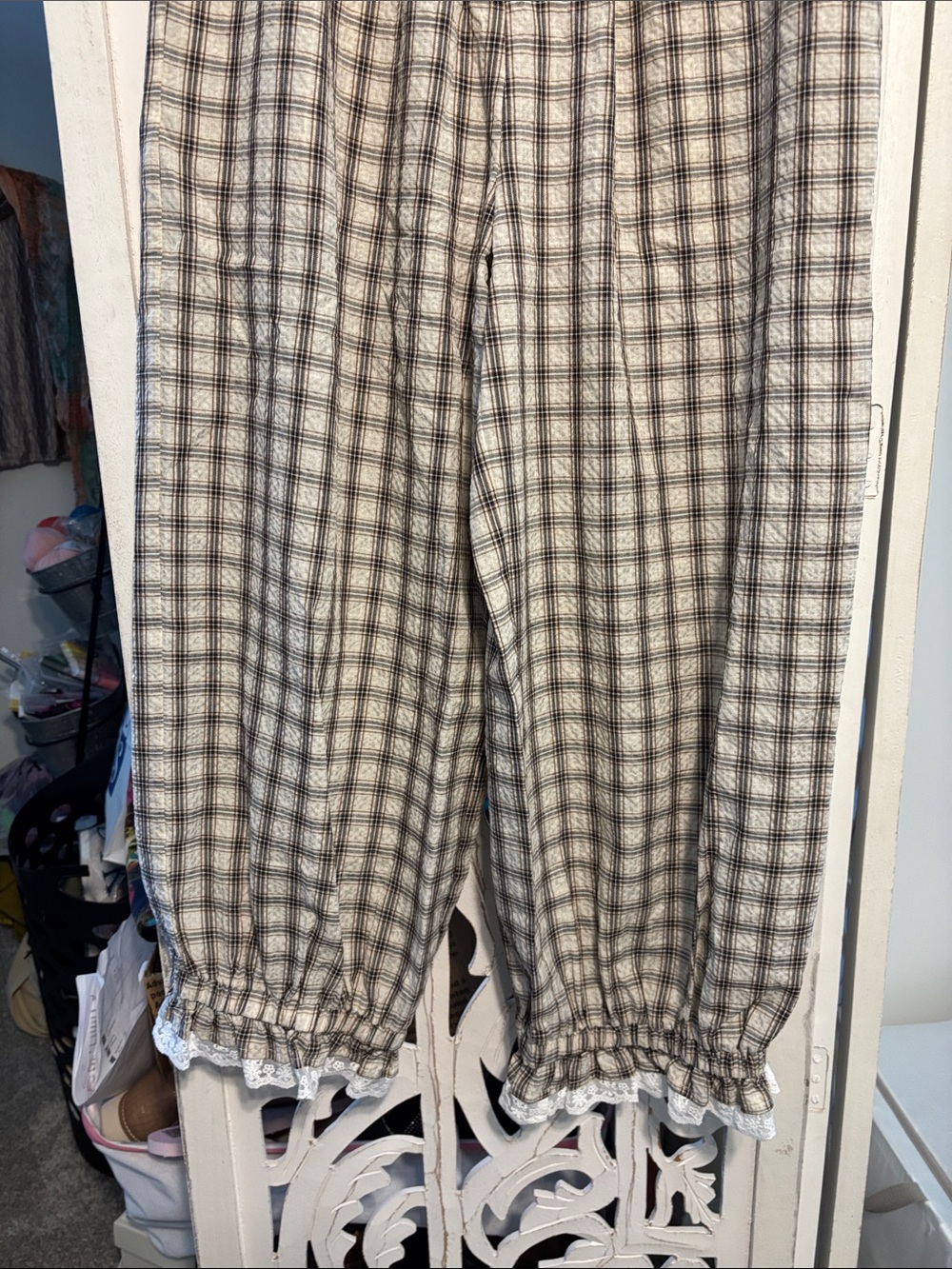 Plaid Elastic Waist Plaid Balloon Style Bottoms - Picture 3 of 6